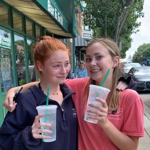 Meet your Posher, Ellie